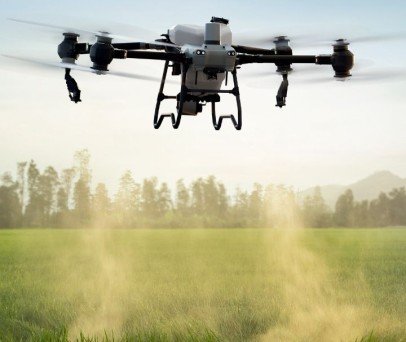 O que é um drone para passar veneno e quais os benefícios para a produção agrícola?